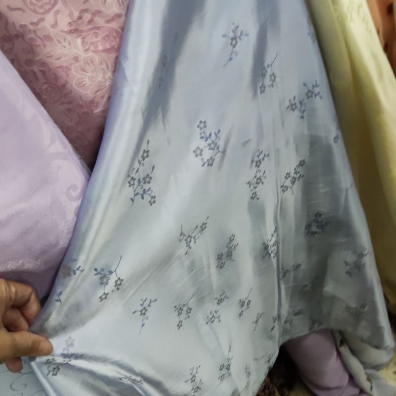 Kain Satin Silk Flowery Shadow Lebar 120 cm Blue Biru