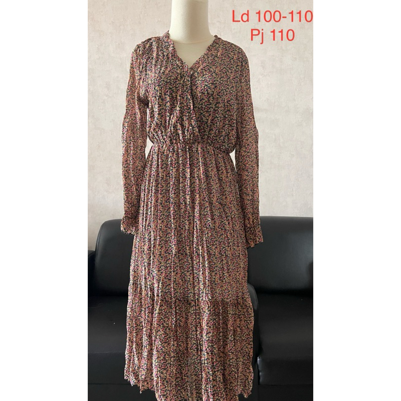 Long dress vintage dress floral busui friendly hijab