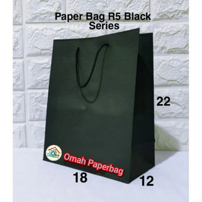 

Paperbag R5 black series Uk P18xL12xT22