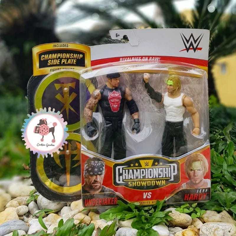WWE Championship Showdown Action Figures - Undertaker vs Jeff Hardy