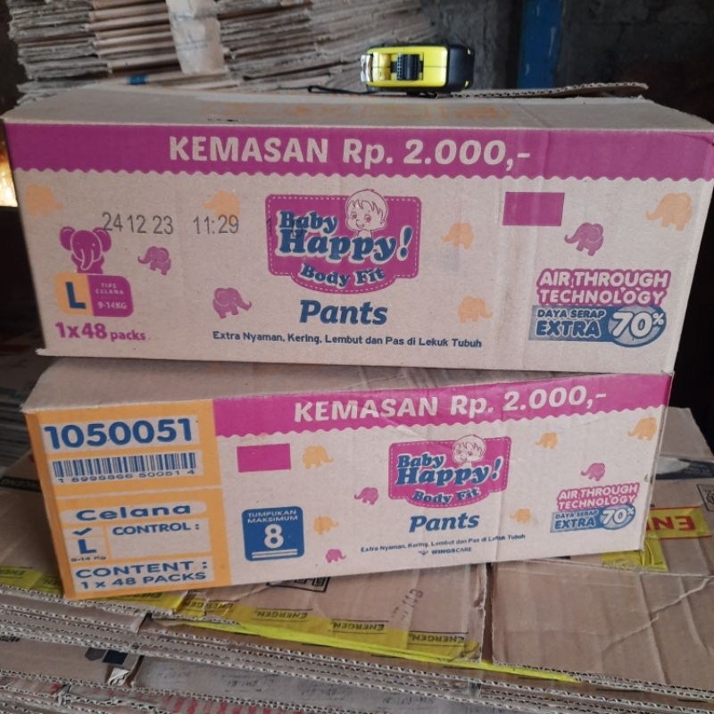 

kardus bekas popok happy uk 43x32x16cm