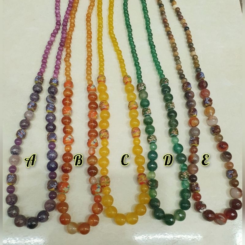 Kalung kalimantan batu dan manik dayak