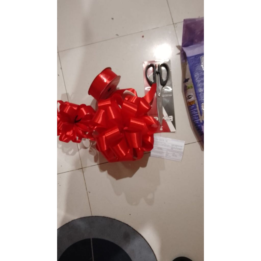 

Pita Peresmian Pompom Satin 25cm set Nampan dan Gunting