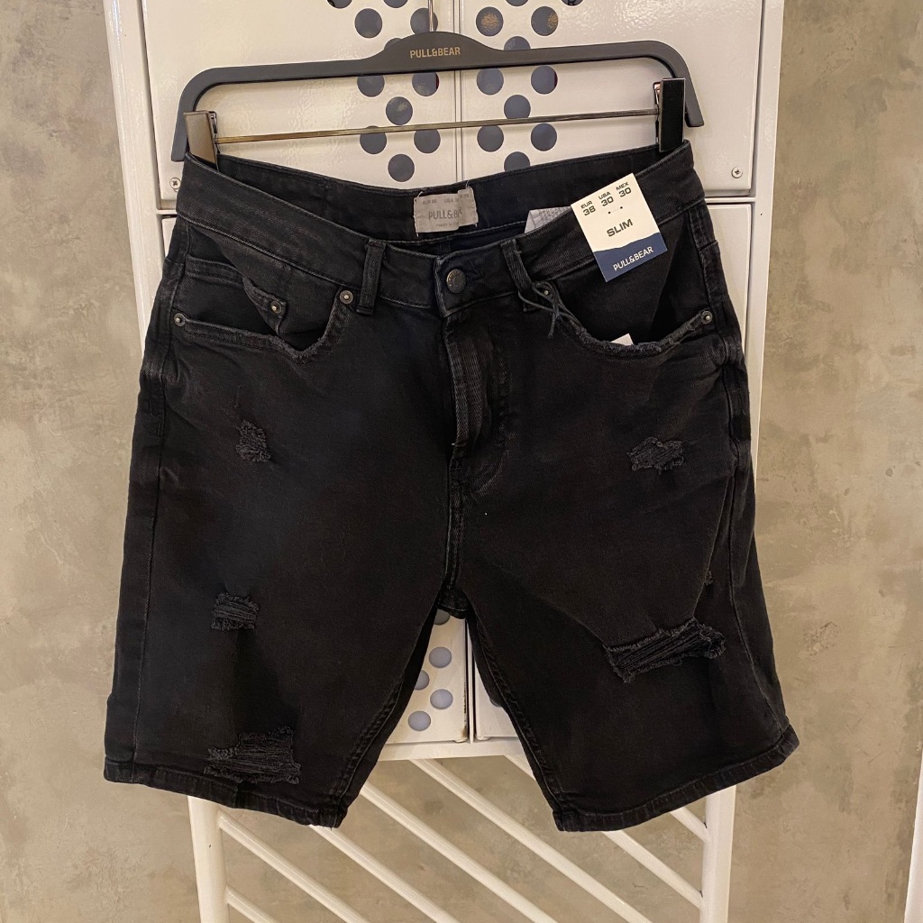 Jastip. Ripped Jeans Pendek Pull&Bear (Man)