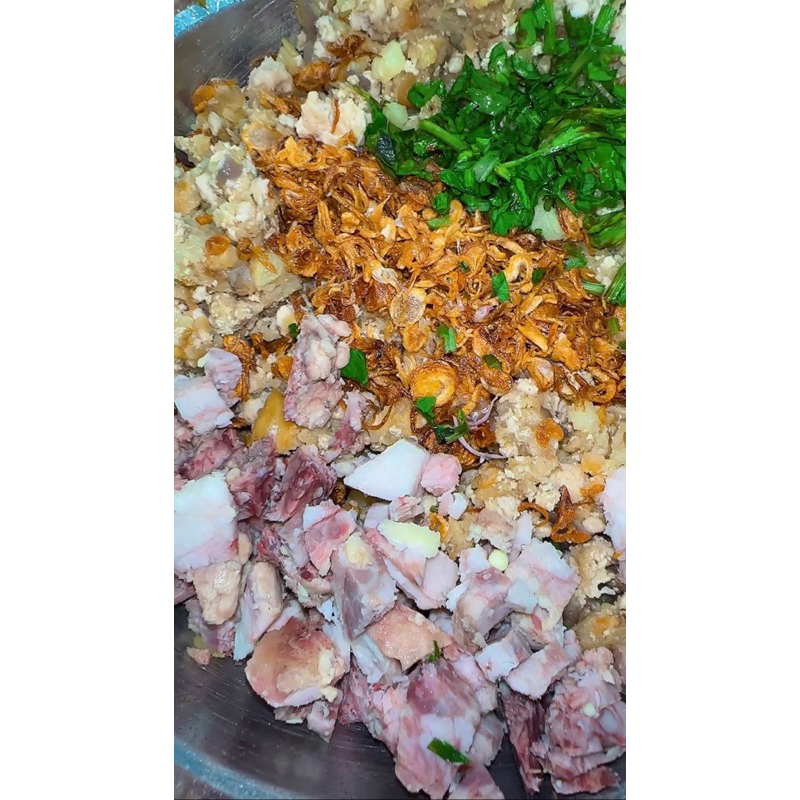 

Tahu Bergendil (isi kentang, ayam cincang dan tetelan)