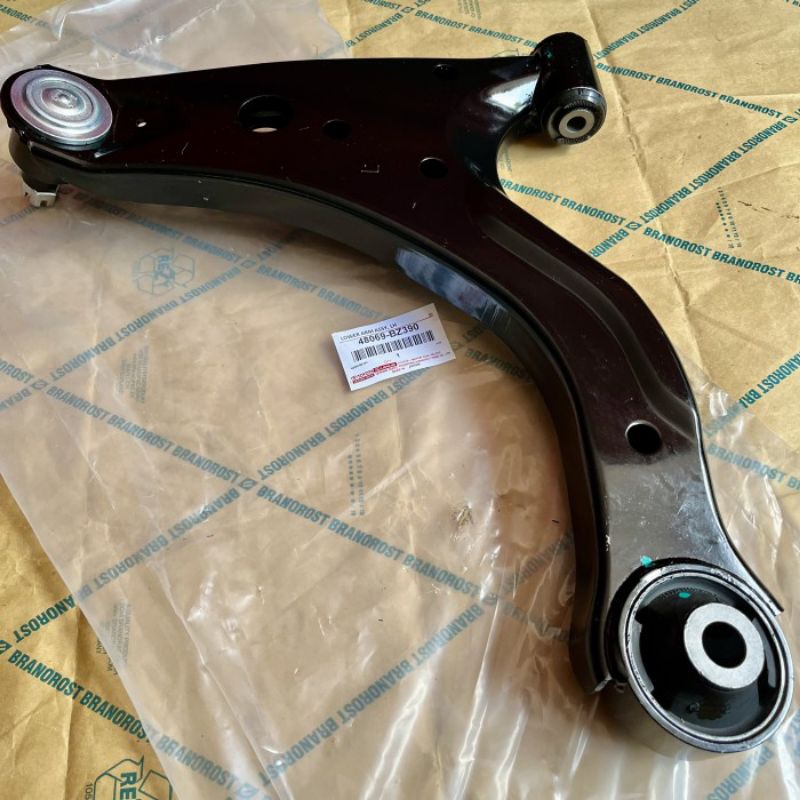 Lower arm new rush terios
