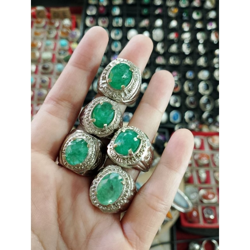 Jamrud Kolombia natural