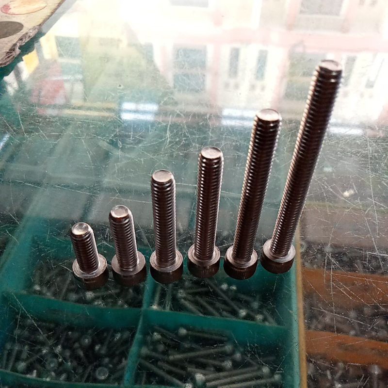 baut L stenlis / baut L 10 stenlis