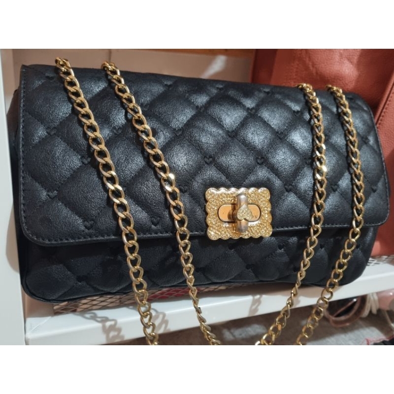 lovcat tas shoulder rantai kulman cantik (ada disc.6%)