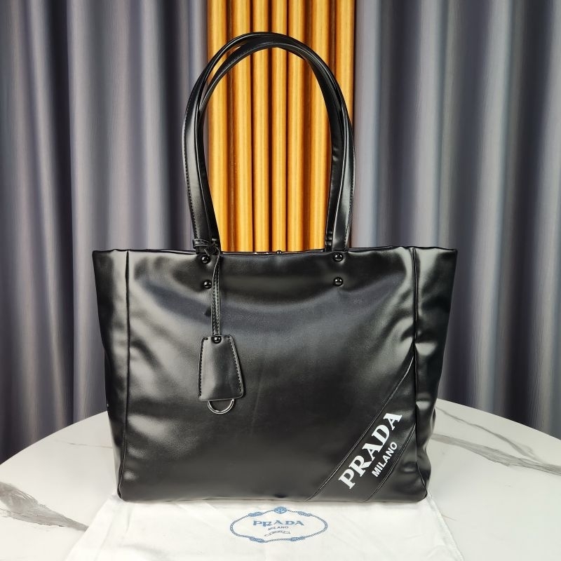 Tas Prada Padded Leather Tote Logo HITAM AP67882 Q061Q*