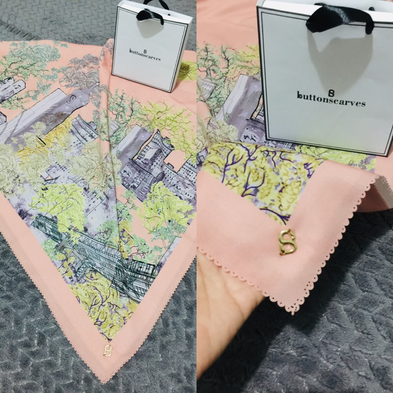 Buttonscarves New York 3 Nomad