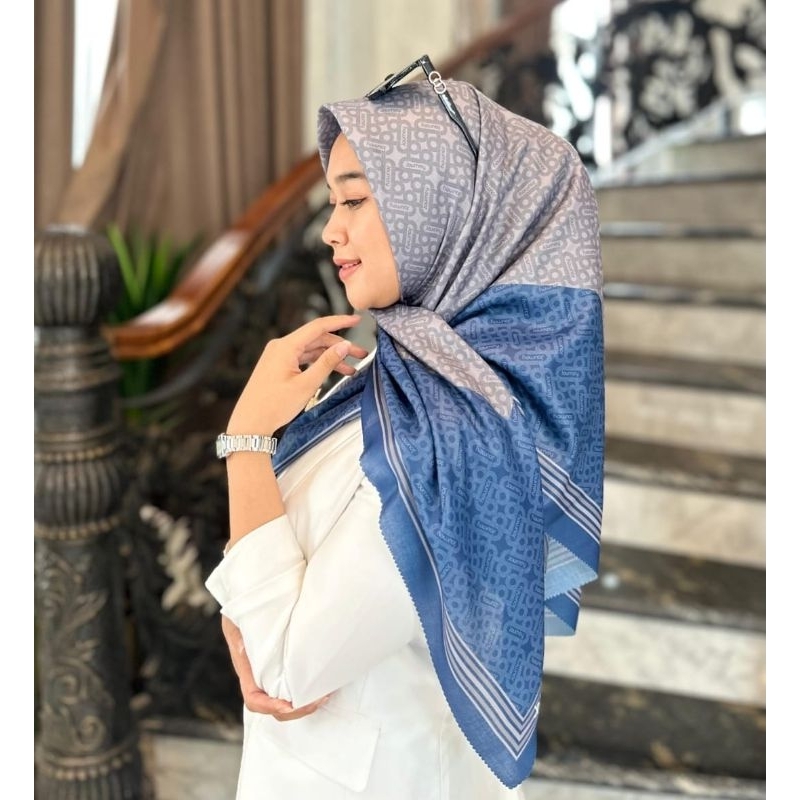 VOAL Motif ala Sisesa Segi Empat Journey Motif Aluna Series Barbie Mickey Jurney Dilla Series Segiem