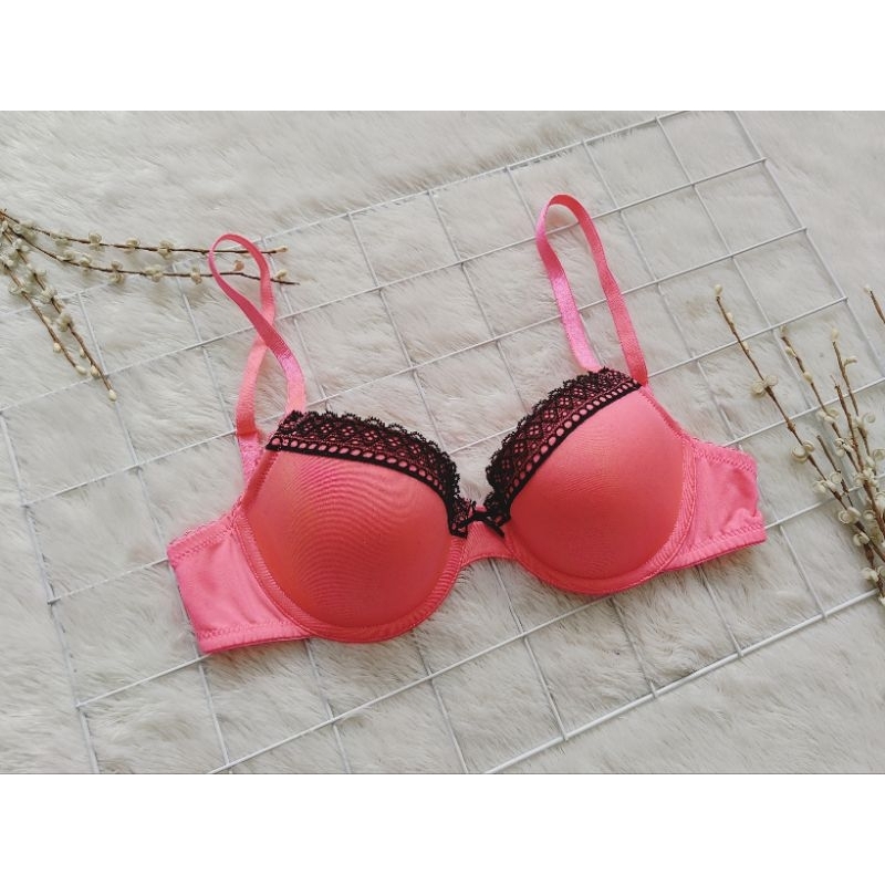 Bra 32b 38b orange with black embroidery Primark