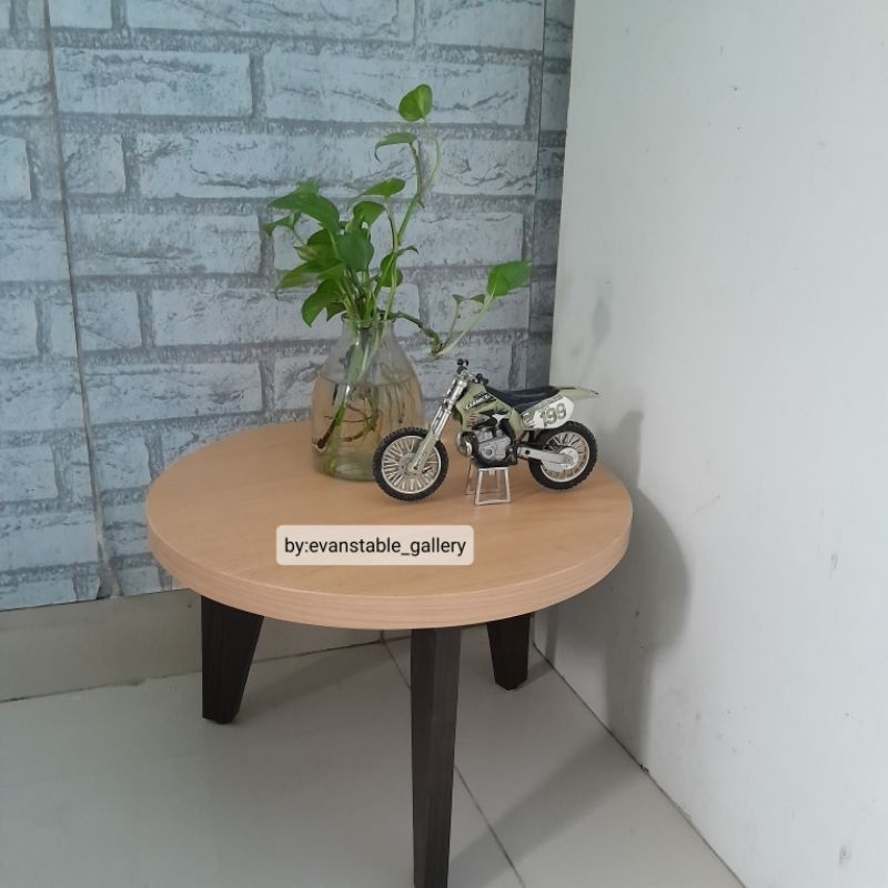 Meja Lesehan Unik - meja sudut ,meja pajangan