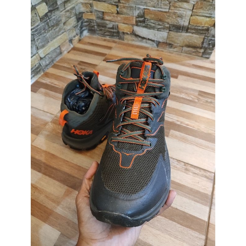 SEPATU HIKING TRAILRUN HOKA ONEONE TOA TRACKRUN