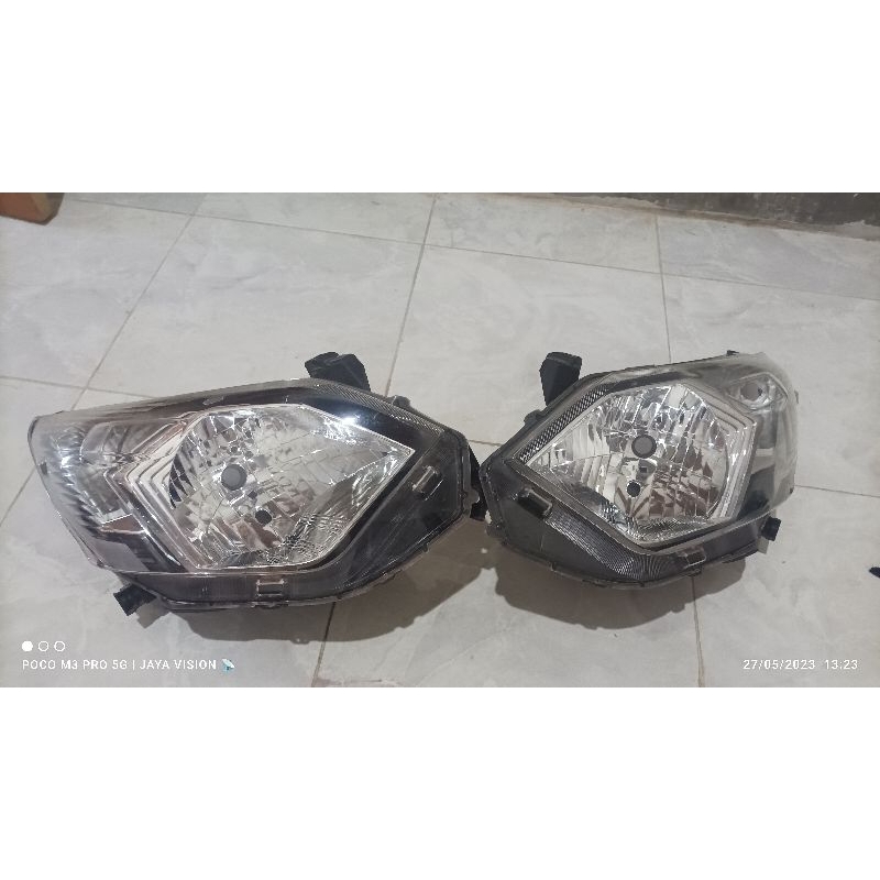 lampu depan sigra calya
