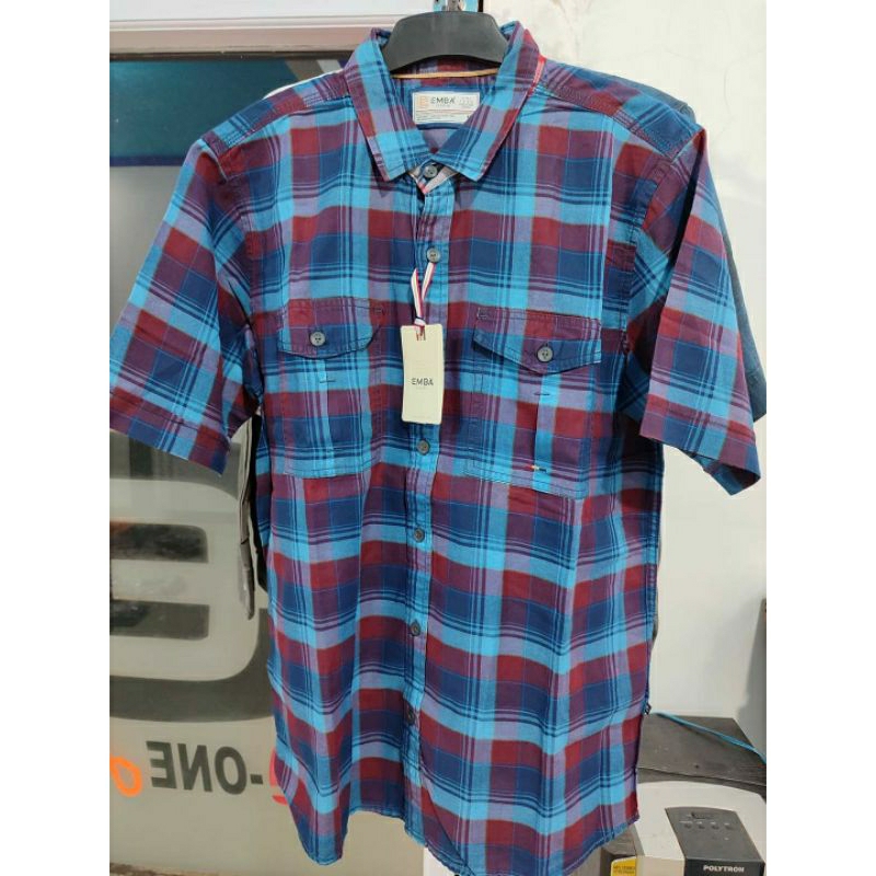 Kemeja pria emba classic