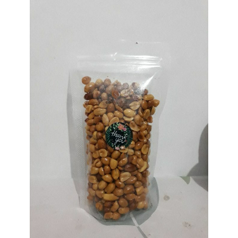 

Kacang Tojin