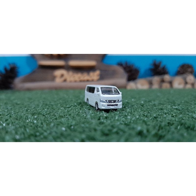 Diecast Miniatur Toyota Hiace skala 1:150