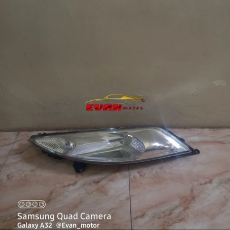 Headlamp lampu depan sein Nissan Juke tahun 2011 2012 2013