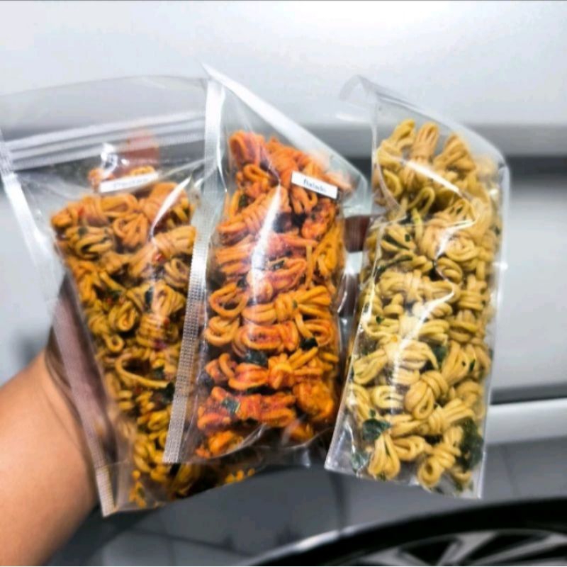 

MIE GULUNG CETAR 100gr