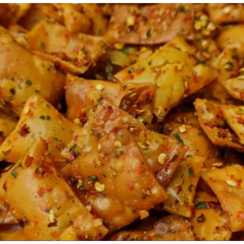 

kripik lumpia pedas 100g