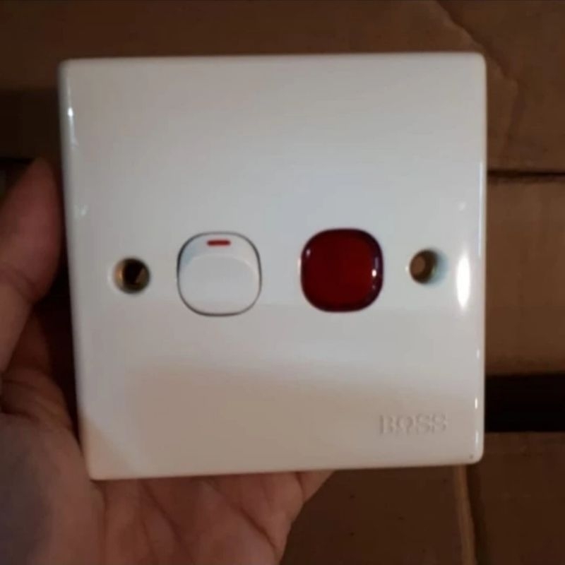 saklar heater merk boss 20 ampere b31d20na