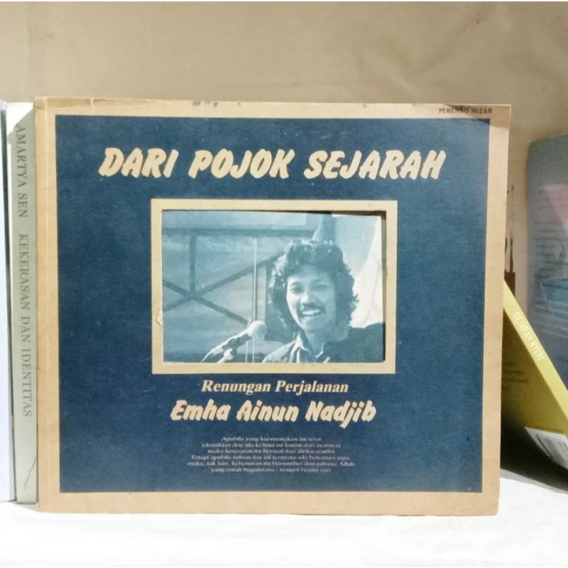 Emha Ainun Najib Sedang Tuhan pun Cemburu / Dari Pojok Sejarah / Markesot Bertutur / Secangkir Kopi 