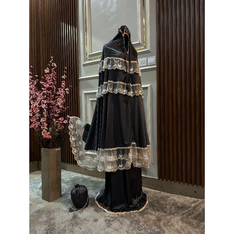 Mukena SasadaQu Premium Armani Silk Adeeva Jaguar Dewasa JUMBO 2IN1 Renda Susun Khusus Hitam