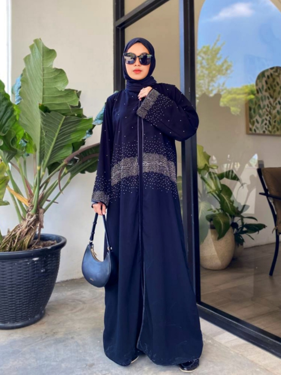 Abaya Gamis Saudi Hitam Jetblack Premium Sifon kombinasi Maxy Swarovski - LESTY