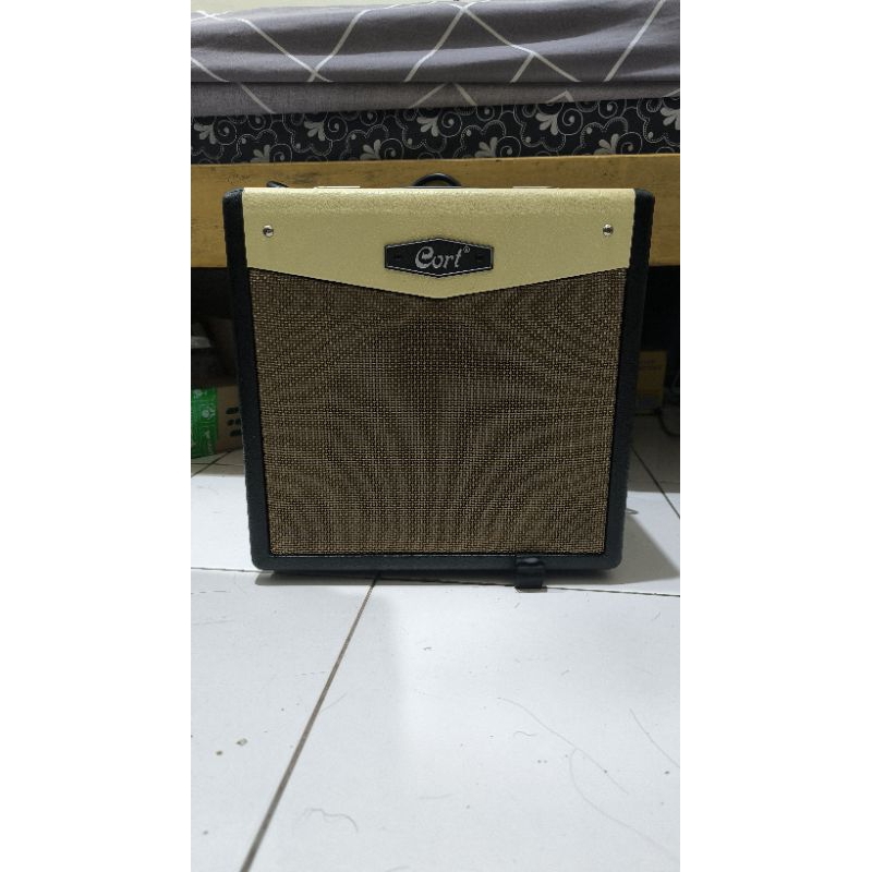 Cort CM15R Amplifier Gitar Elektrik Second Mulus