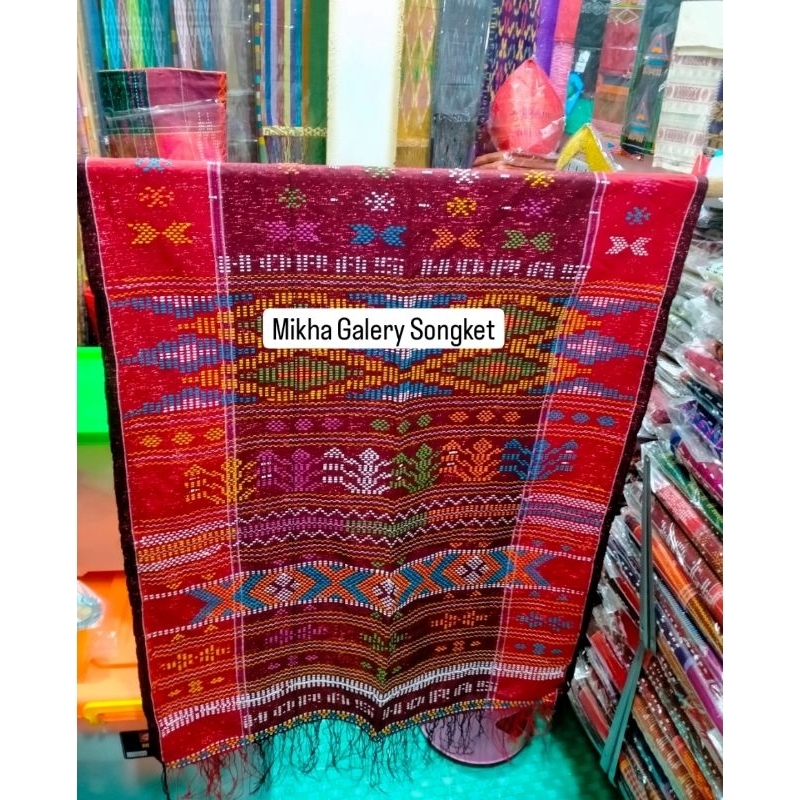 Ulos Sadum Tikar Tikar Maron Sisi Merah