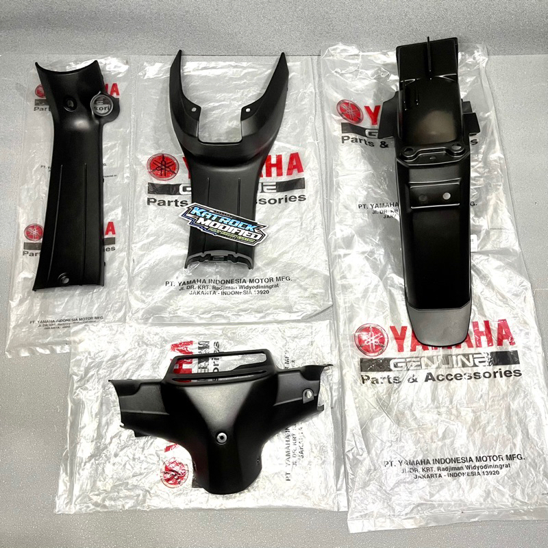BODY KASAR FIZ R ORIGINAL YAMAHA BATOK KEPALA LEGSHIELD KONTAK LEGSHIELD BAWAH JOK SPAKBOR BELAKANG 