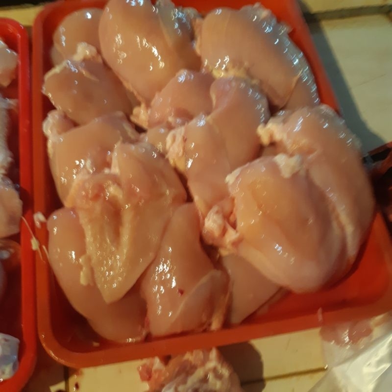 

dada filet daging ayam tanpa tulang ayam fres