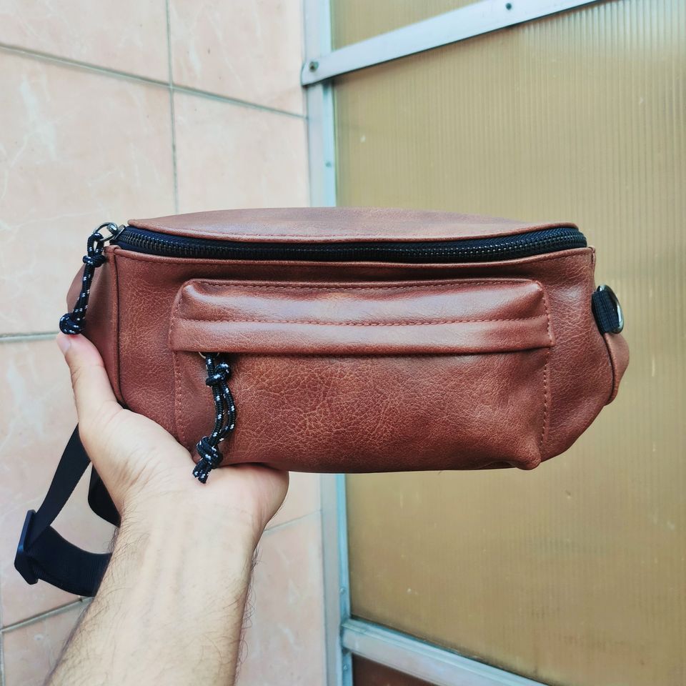 Tas Waist Bag Sling Bag Bershka • Original