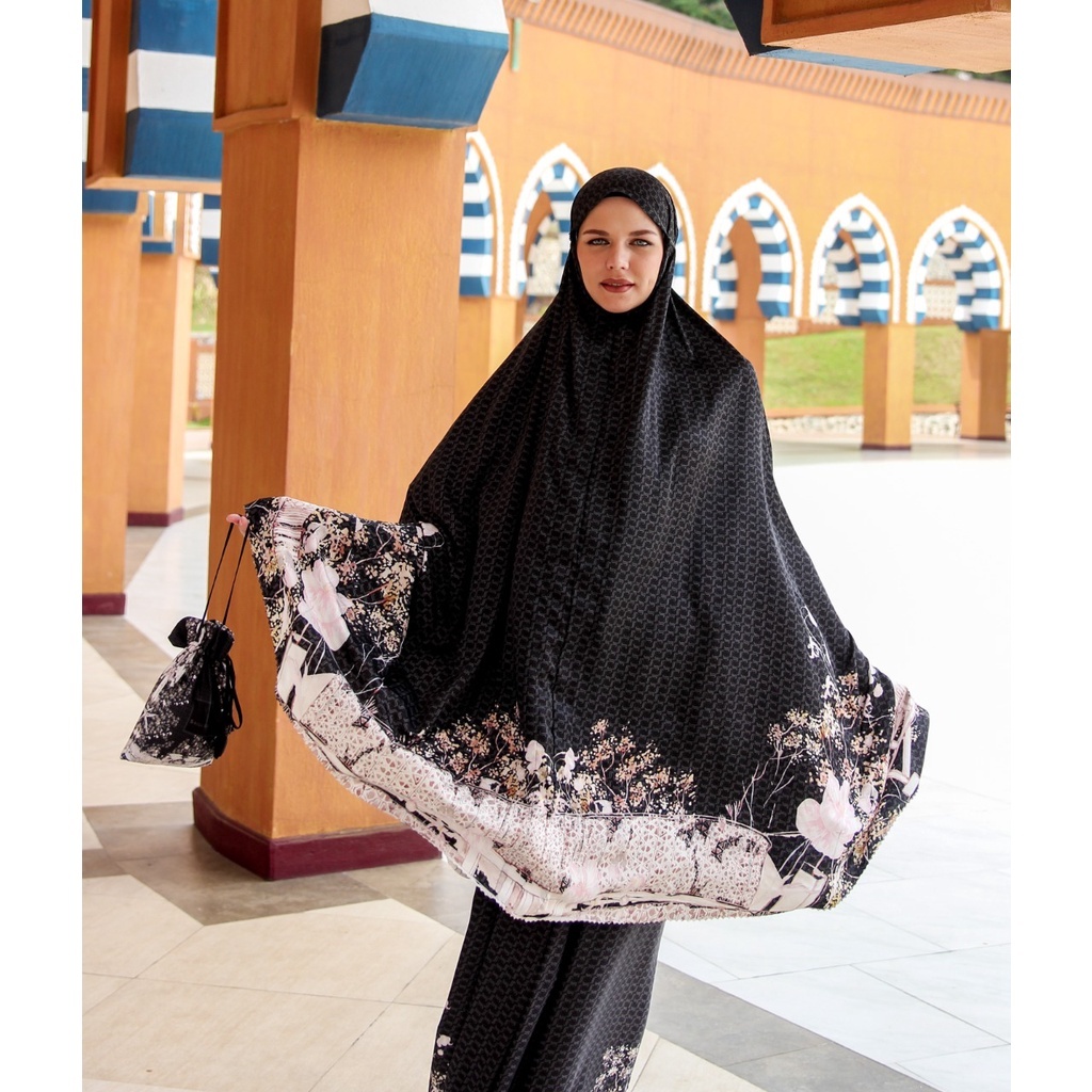 (Promo Ramadan Sale)Saiqa Signature - seuramoe of mecca prayer robe - mukena set