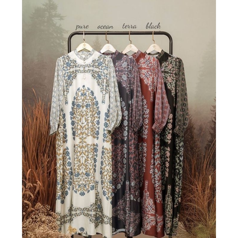 Heaven Lights - Fayra Dress