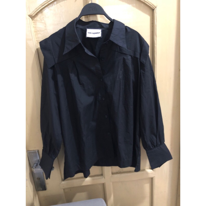 (Preloved) Kemeja Branded KARL LAGERFELD PARIS Warna Hitam
