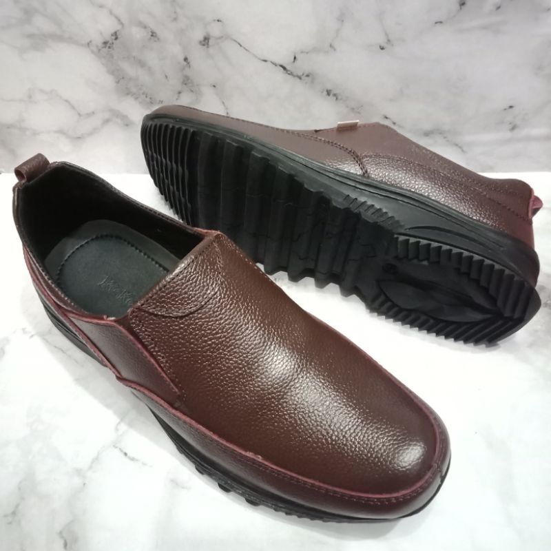 Sepatu Casual Lacoste Kulit Asli Sapi/Sepatu Pria Kerja