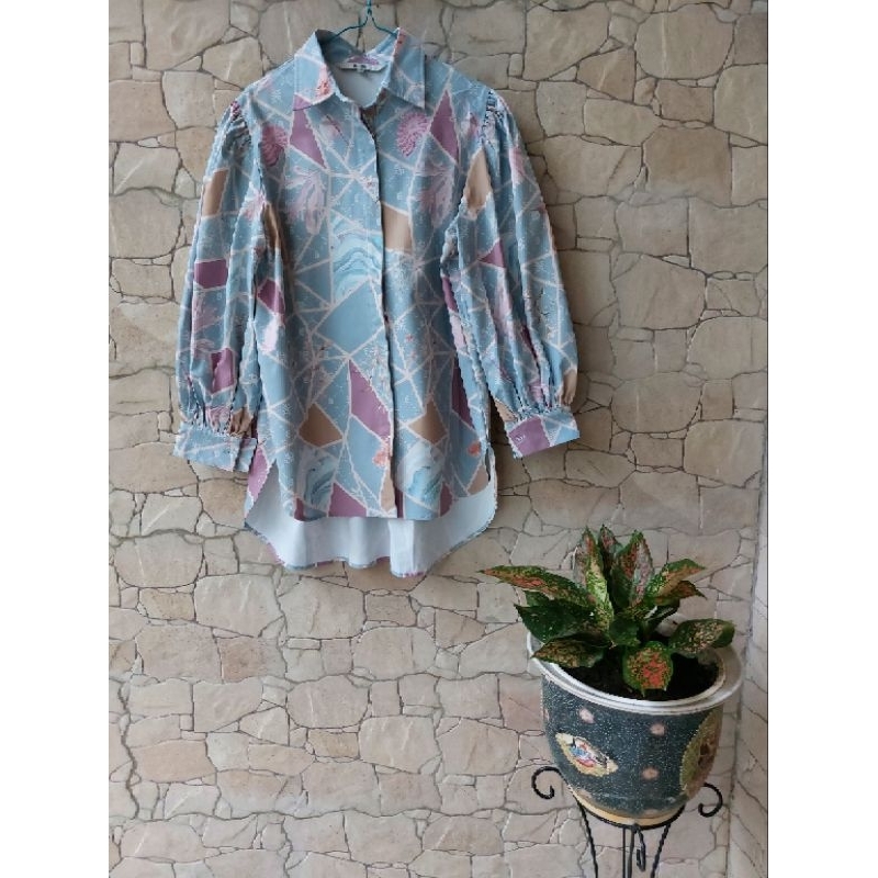 Astera Top Ria Miranda Buttonscraves