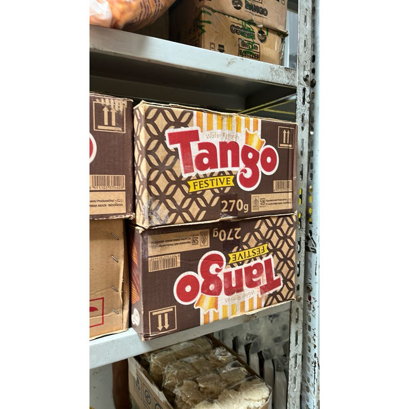 

tango kaleng wafer rasa coklat (1dus isi 6kaleng)