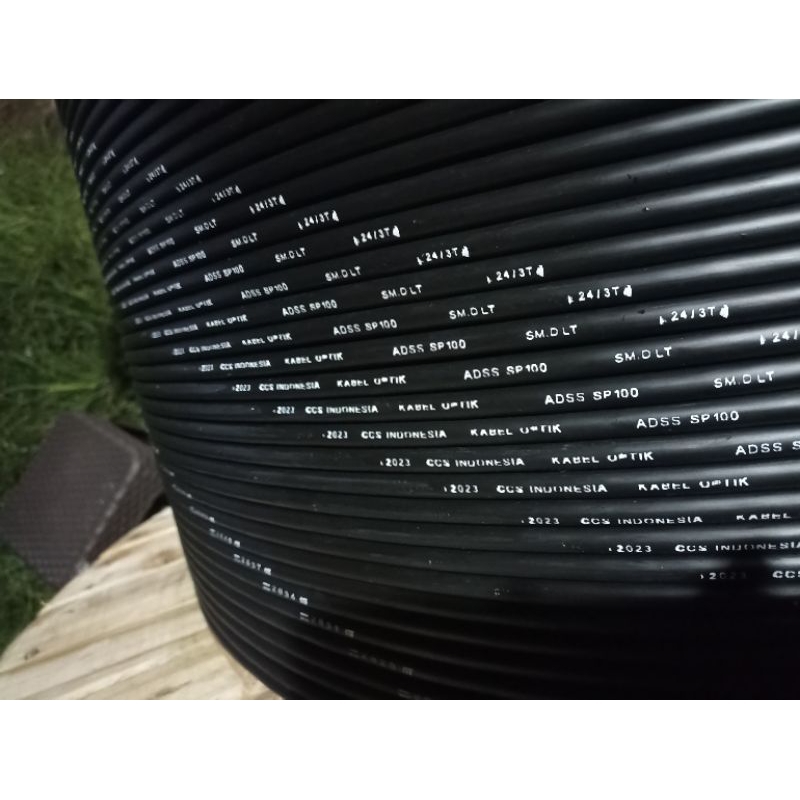 kabel fiber optik 24 core duct adss