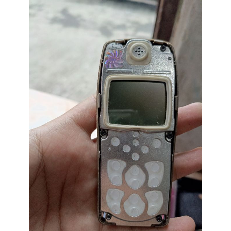 NOKIA 2300