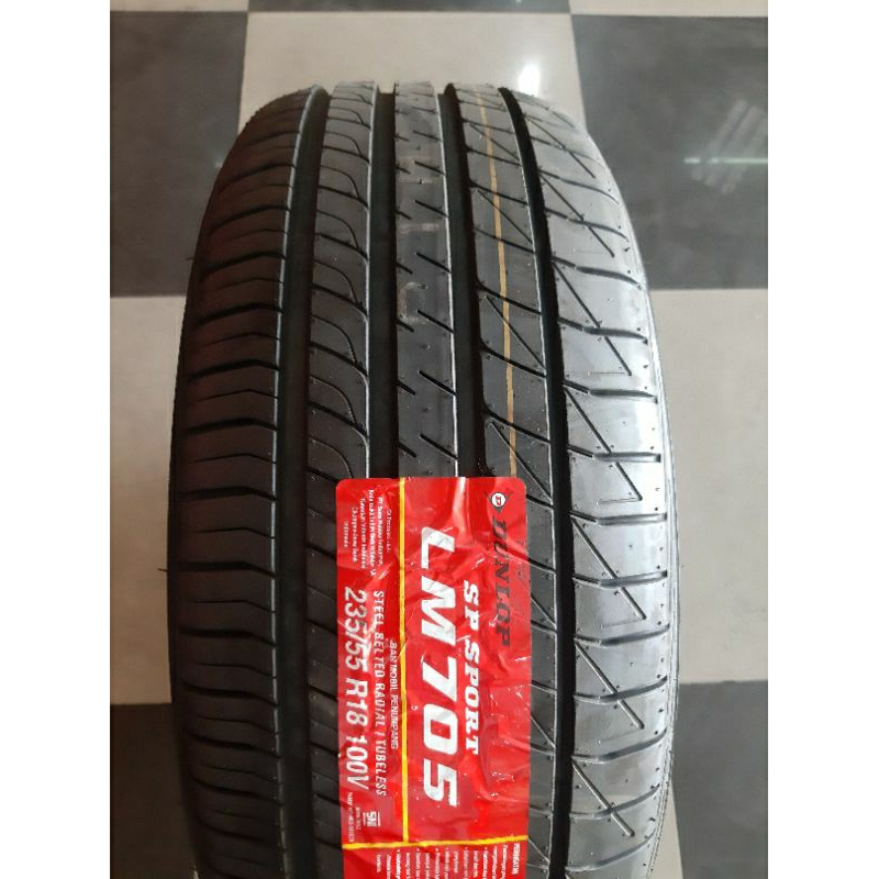 Ban Dunlop 235/55 R18 Lm705