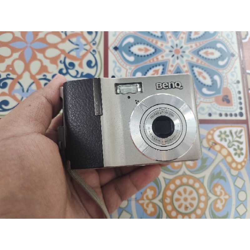 Kamera BenQ DC C750 pelunasan