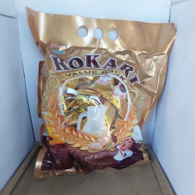 Rokari Wafee Bulat salut coklat dan kacang 350gr isi 50 pcs