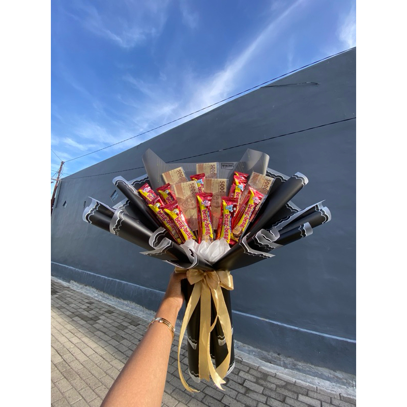 

buket coklat mix uang 5 lembar untuk hadiah