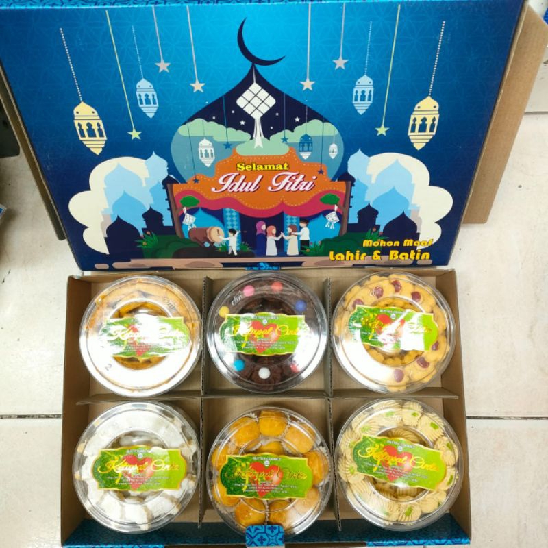 

Paket kue kering lebaran/parsel kue kering isi 6 toples "KETUPAT CINTA