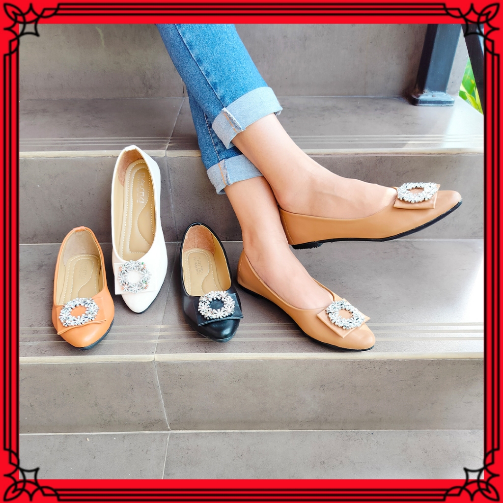 Sepatu Flatshoes Pansus Kasual Wanita Flat Shoes Cewek Dewasa Terbaru Kekinian