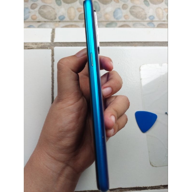 REALME XT 4/128 SECOND